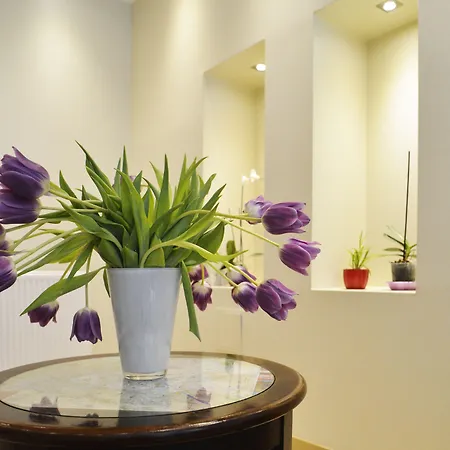 Hotel Ambassadeur Parigi