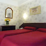 Ambassadeur 3* Париж