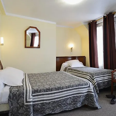 Ambassadeur Hotel 3*