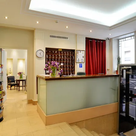 Hotel Ambassadeur 3*