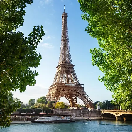 Ambassadeur 3* Paris
