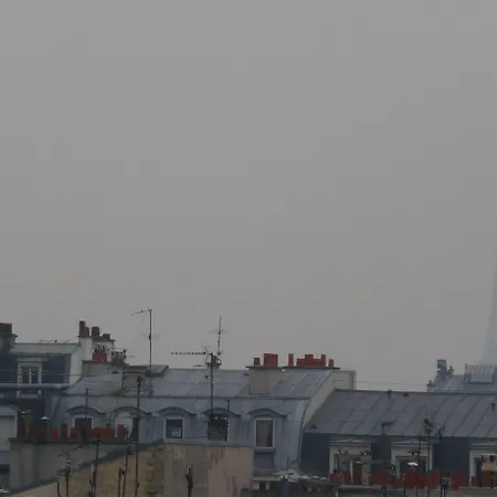 Отель Ambassadeur Париж