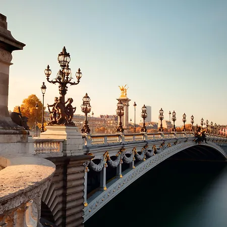 Отель Ambassadeur 3*