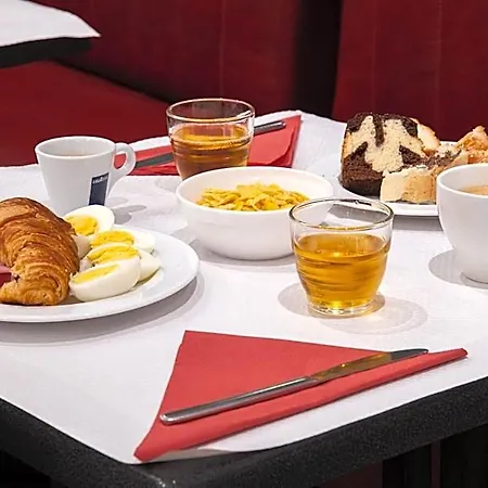 Hotel Ambassadeur 3*
