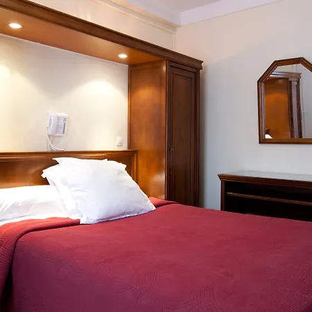 호텔 앰배서더 3*