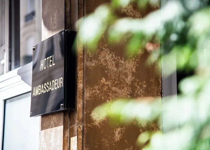 Отель Ambassadeur Париж