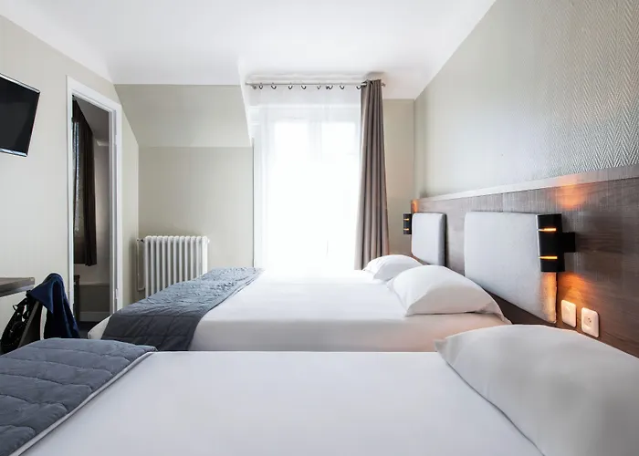 Отель Ambassadeur 3*