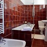 Ambassadeur Hotel 3*