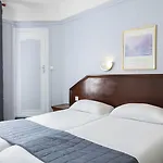 Ambassadeur 3* Paris